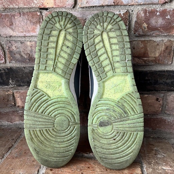 Nike Gray Athletic Shoes with Green Accents main image 4